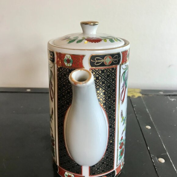 Pearl China Porcelain w/Gold Trim Tea Coffee Pot 3 Cups or 24 OZ Very Good Used - Picture 2 of 9